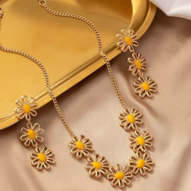 Simple Design Sense Flower Necklace Fashion Everything with Small Metal Chain Short Collar Accessories Wholesale