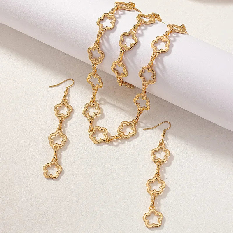 Jewelry Set For Women Hollow Flower Necklace Bracelet Earrings Party Gift Holiday OL Fashion Jewelry CS019