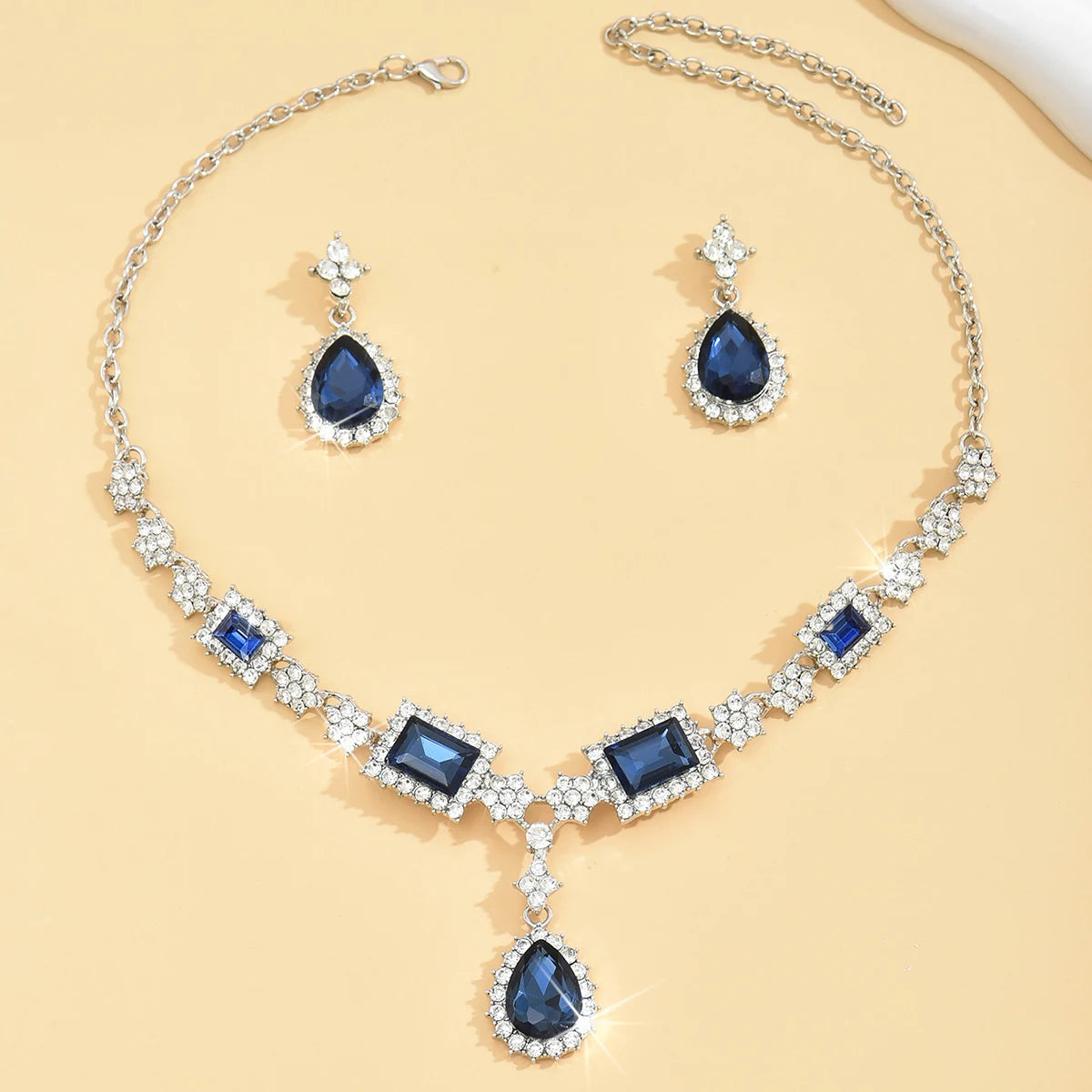 Elegant 3-Piece Women's Geometry Water Drop Necklace and Earrings Jewelry Set for Bridal Parties and Special Occasions