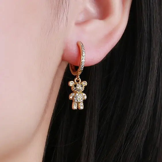 Dancing Cute Teddy Bear Diamond Inlaid 18K Gold-Plated Luxury Lady Ear Clasp Bride's Creative Gift Earrings Simple